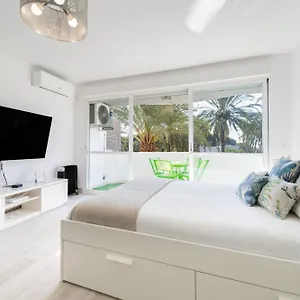 Moderno Estudio Y Piscina A 50 Metros De La Playa , Marbella España